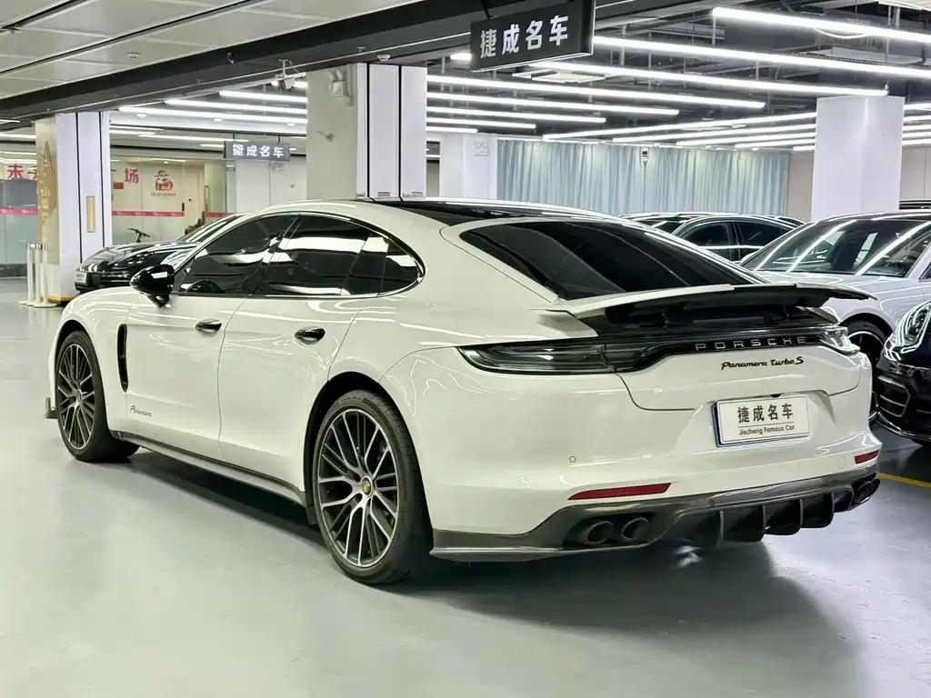 Porsche Panamera 2023 — фото 7
