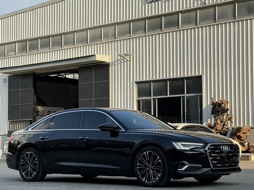 Audi A6L 2022 — фото 3