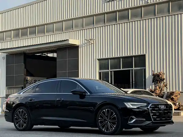 Audi A6L 2022
