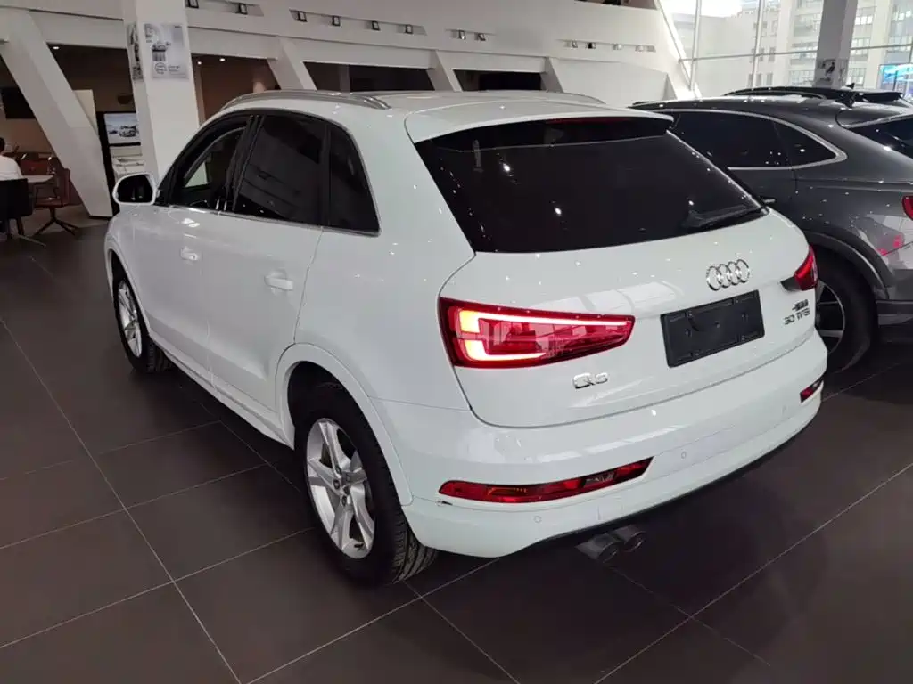 Audi Q3 2016