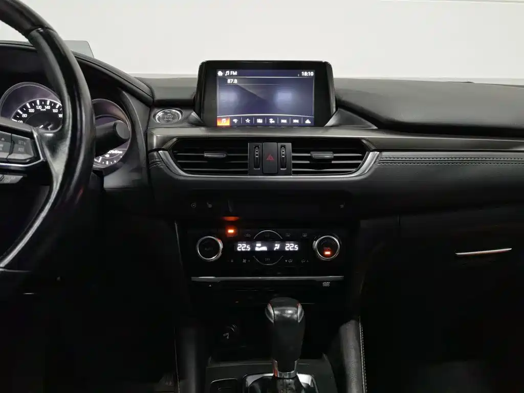 Mazda Atenza 2018 — фото 12