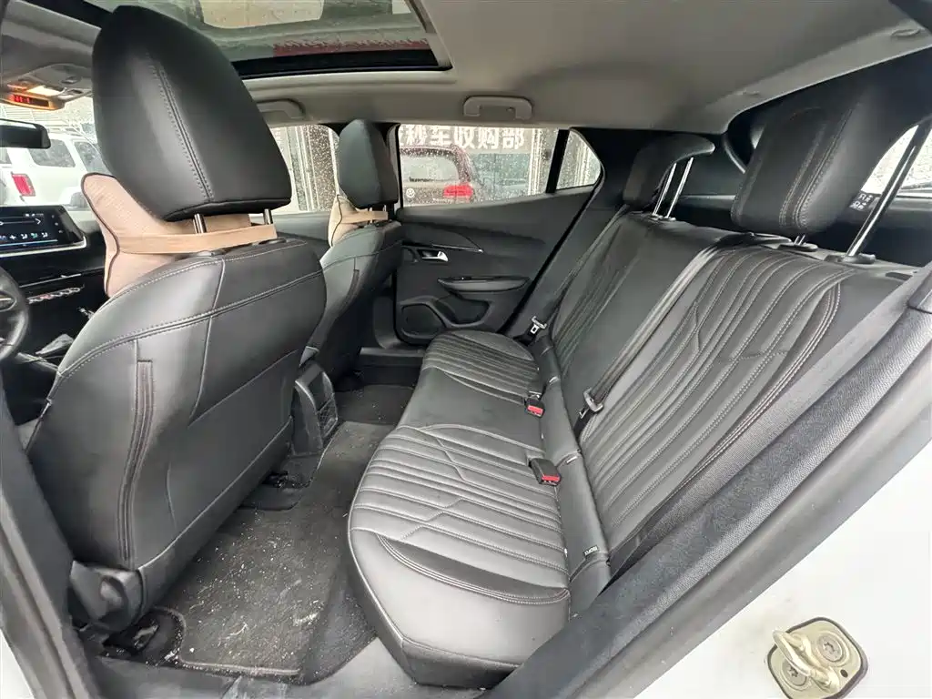 Peugeot 2008 2022