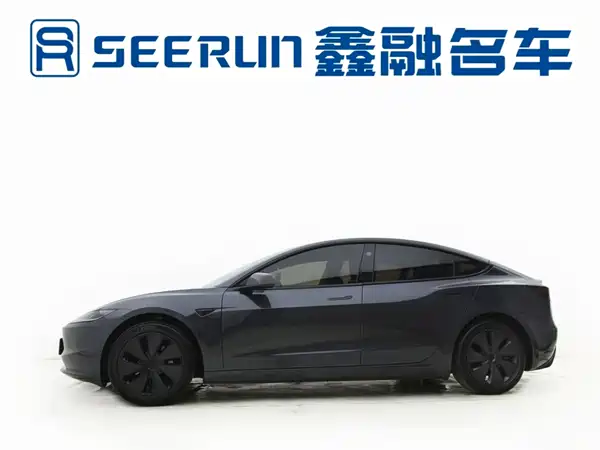 Tesla Model 3 2024