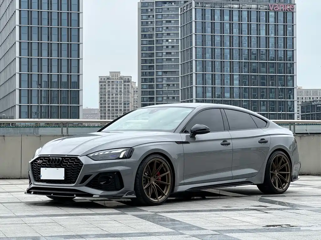 Audi RS 5 2023 — фото 1