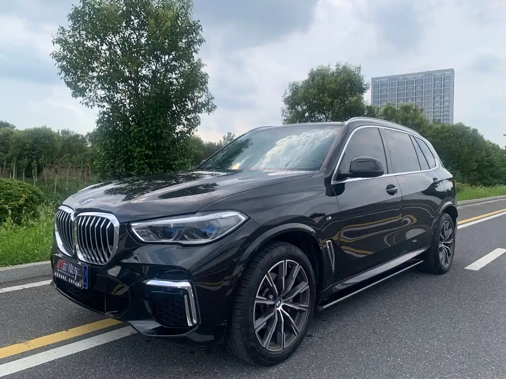 BMW X5 2023 — фото 1