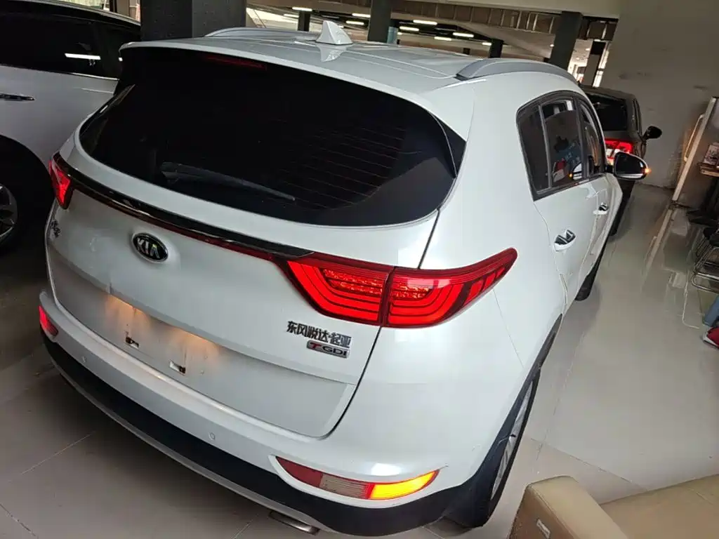 Kia KX5 2016 — фото 7