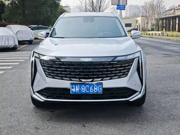 Geely Boyue L 2025