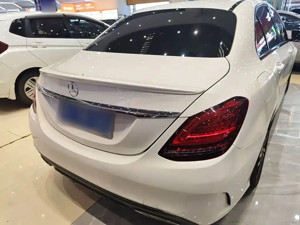 Mercedes-Benz C-Class 2019