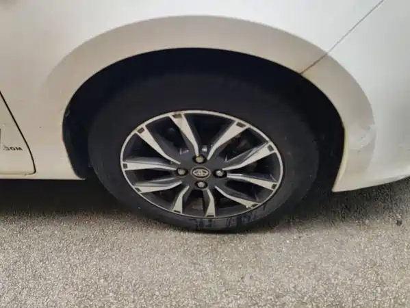 Toyota Yaris L 2015