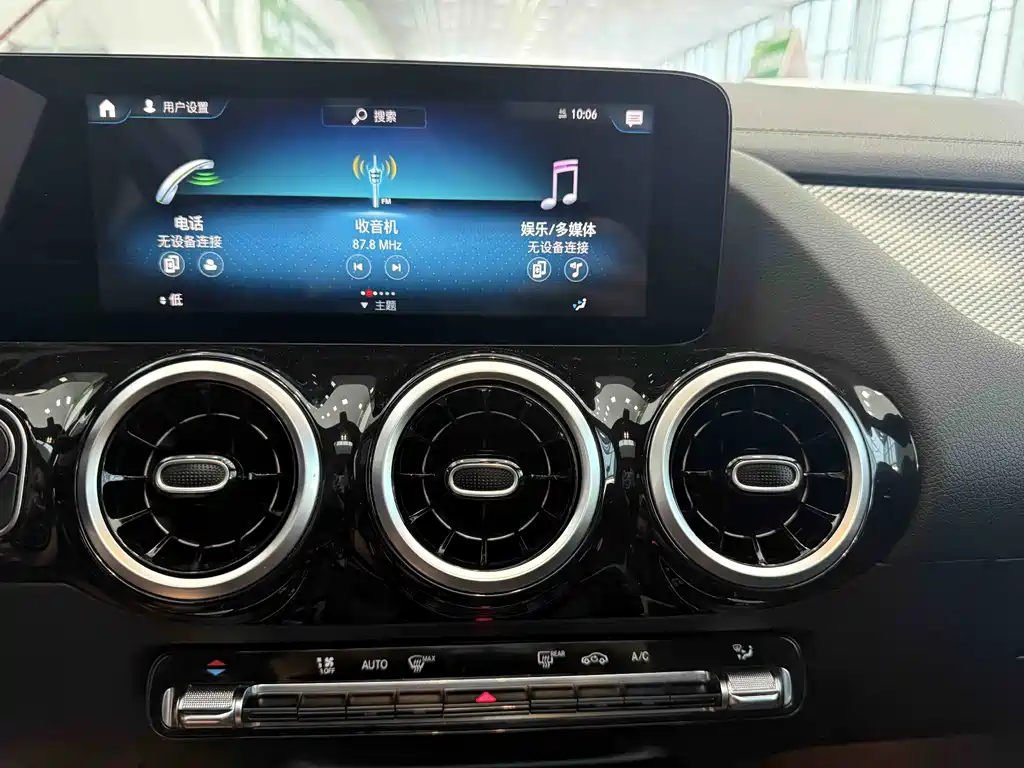Mercedes-Benz GLA 2022 — фото 12