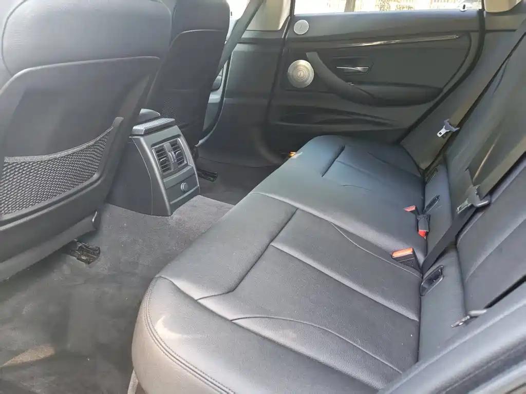 BMW 3 Series GT 2016 — фото 5