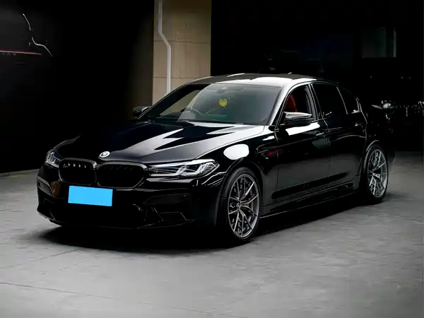 BMW M5 2021