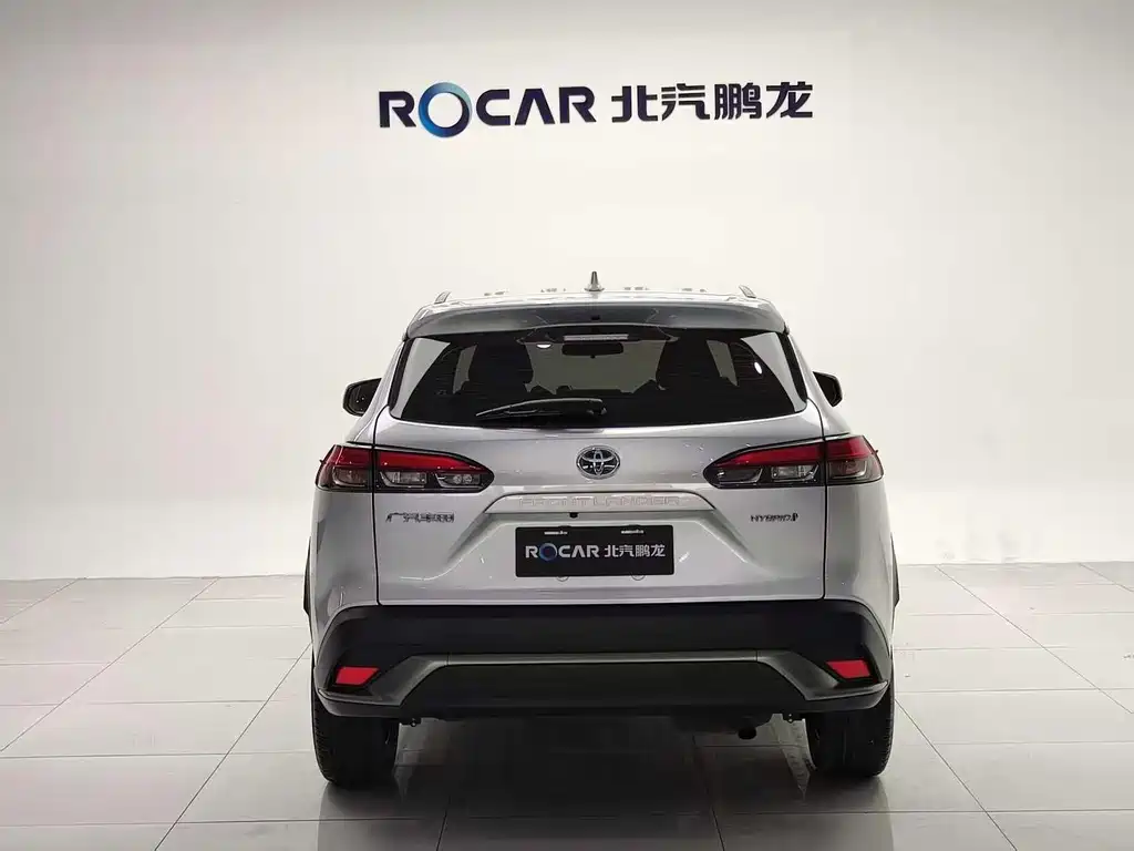 Toyota Frontlander 2024