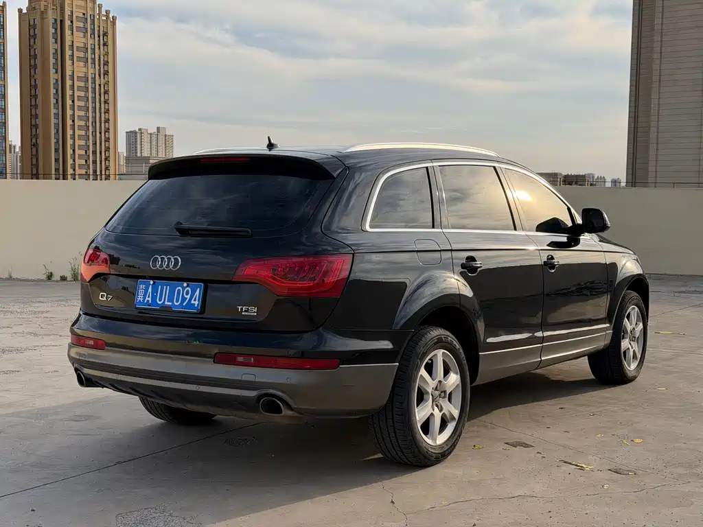 Audi Q7 2014