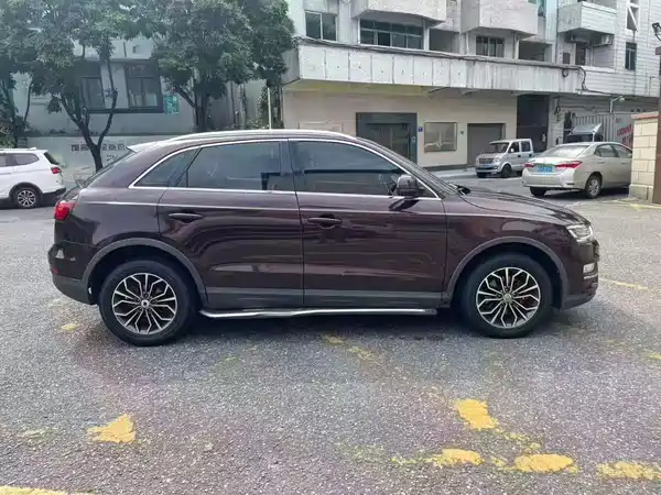 Zotye SR7 2018