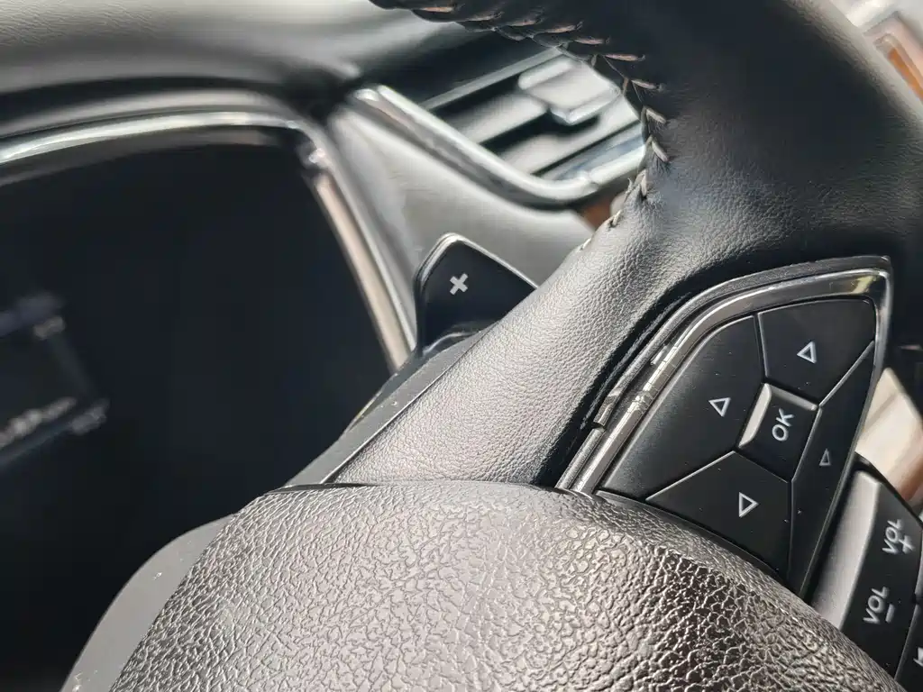 Ford Taurus 2016 — фото 14