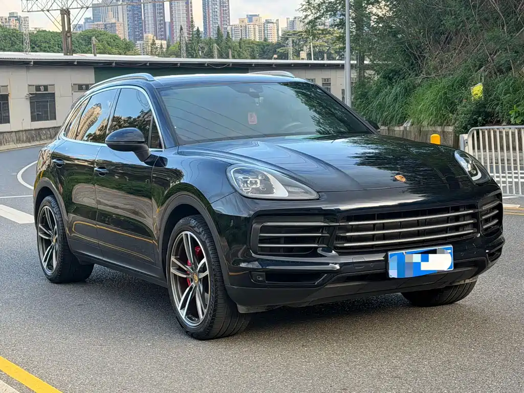 Porsche Cayenne 2021 — фото 3