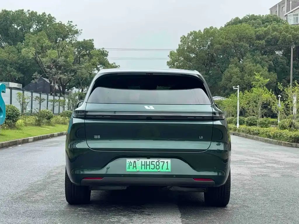 Li Auto Li L6 2025