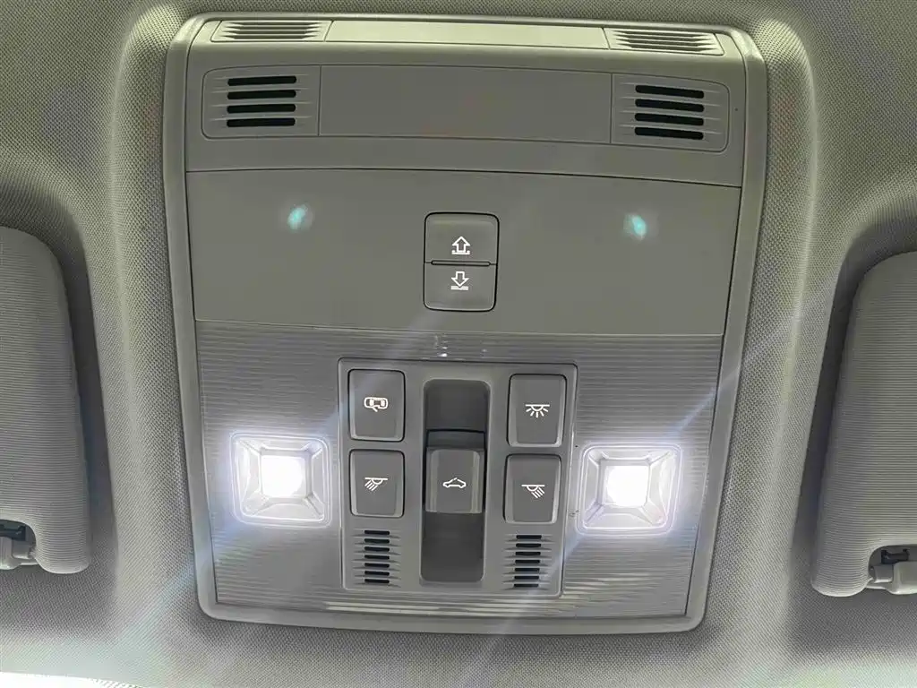 Volkswagen Tharu 2022 — фото 8