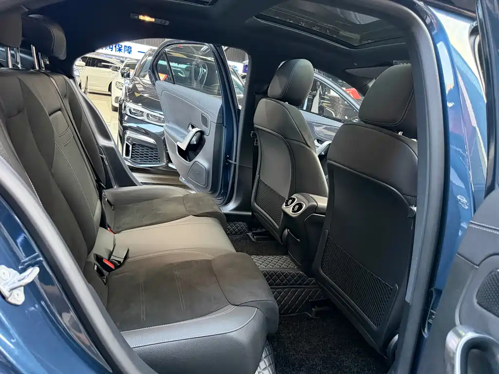 Mercedes-Benz A-Class 2019 — фото 18