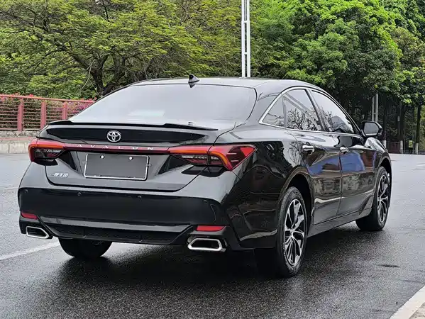 Toyota Avalon 2023