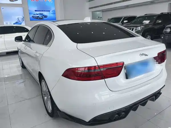 Jaguar XEL 2019
