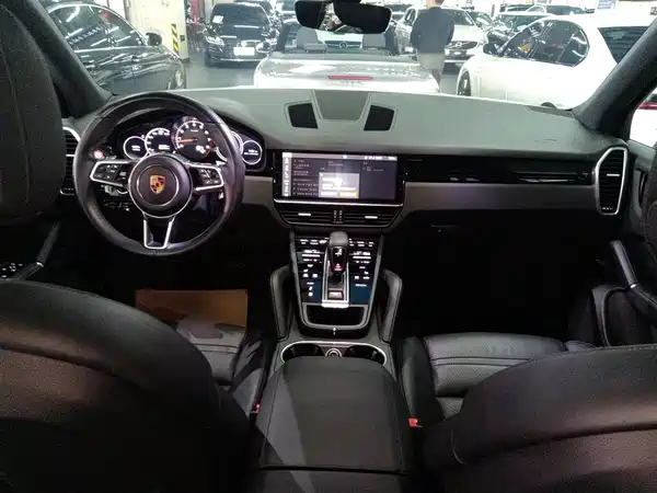 Porsche Cayenne 2018