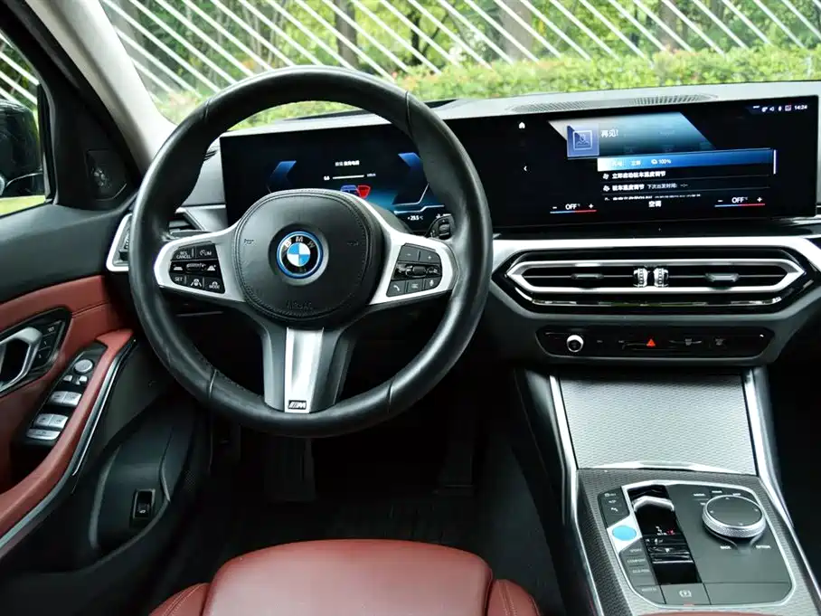 BMW i3 2023 — фото 13