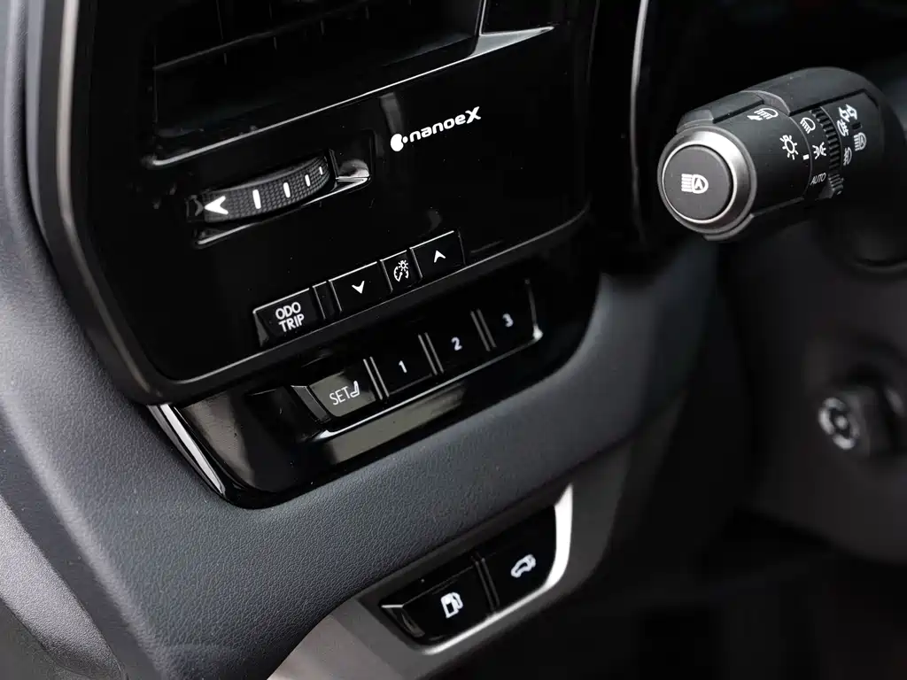 Lexus RX 2023 — фото 18