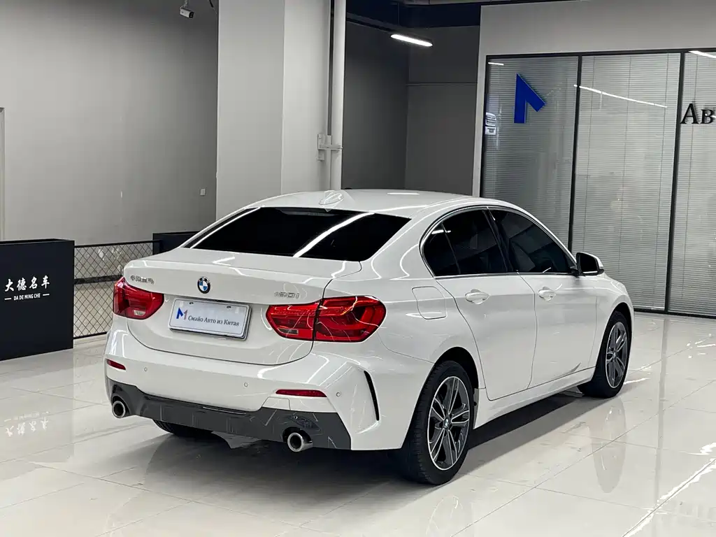 BMW 1 Series 2023