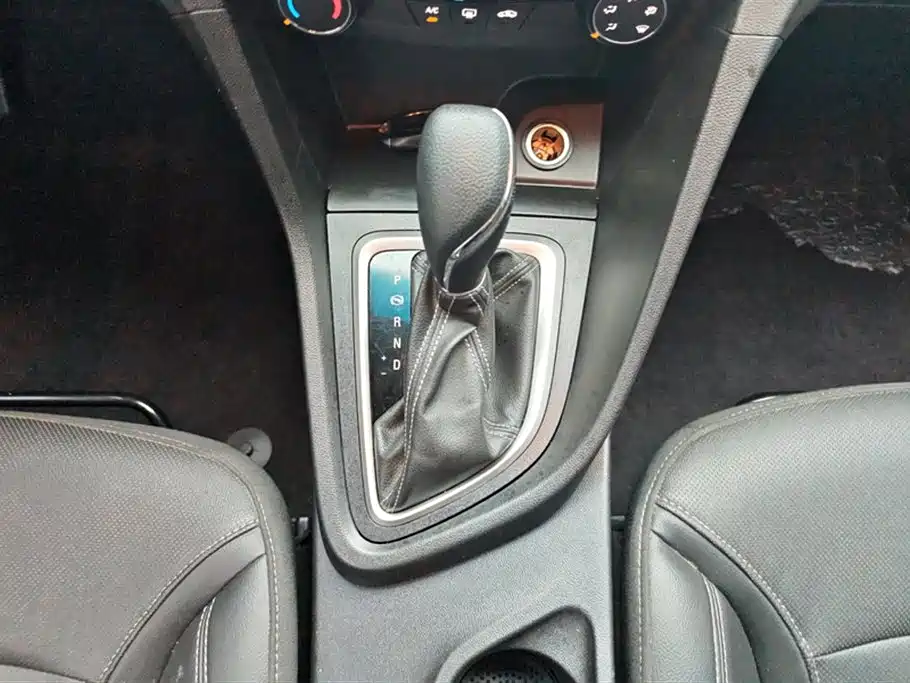 Buick Excelle 2022 — фото 16