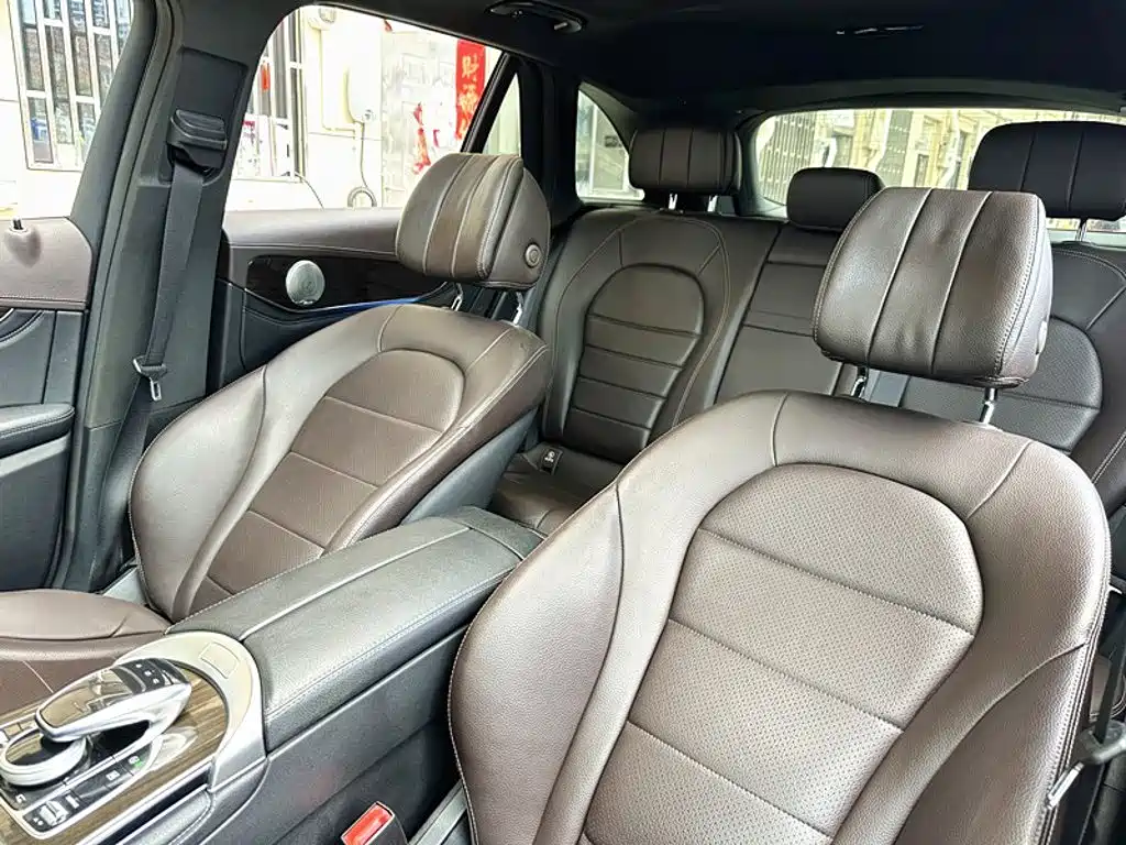 Mercedes-Benz GLC 2016 — фото 15