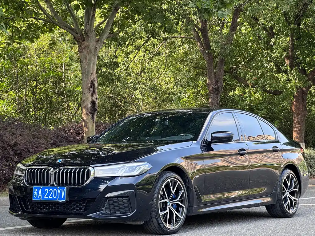 BMW 5 Series 2023