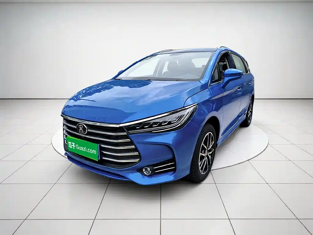 BYD MAX 2018