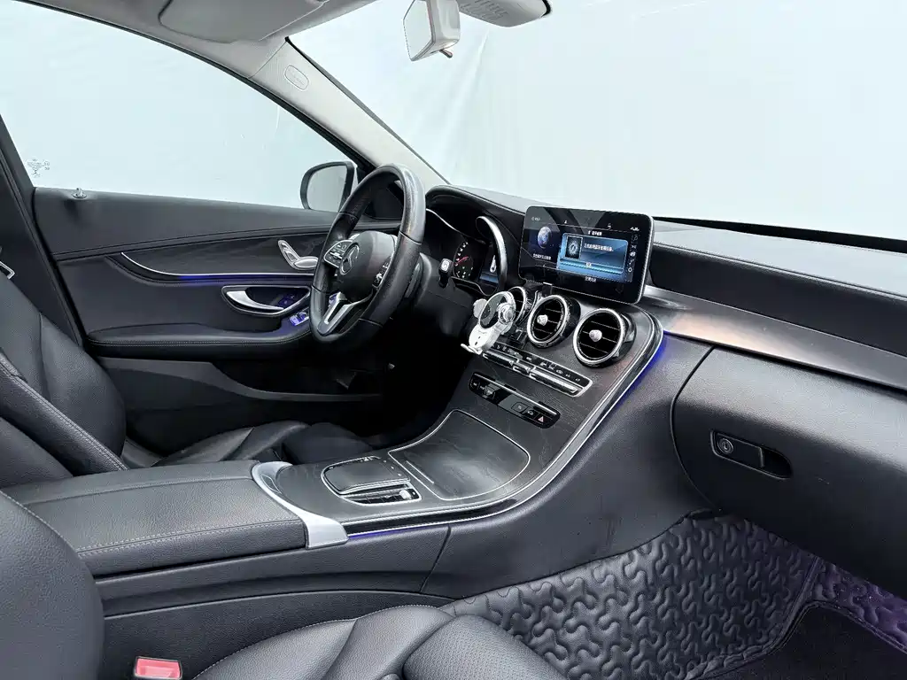 Mercedes-Benz C-Class 2019 — фото 9