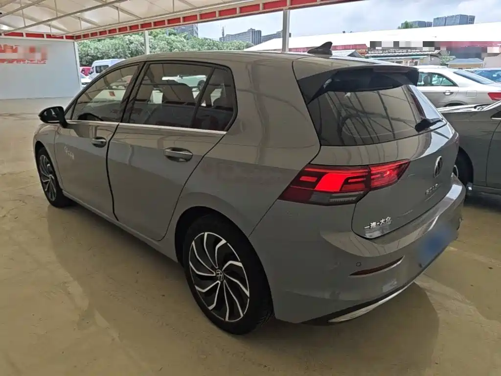 Volkswagen Golf 2022