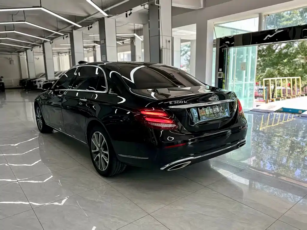 Mercedes-Benz E-Class 2019