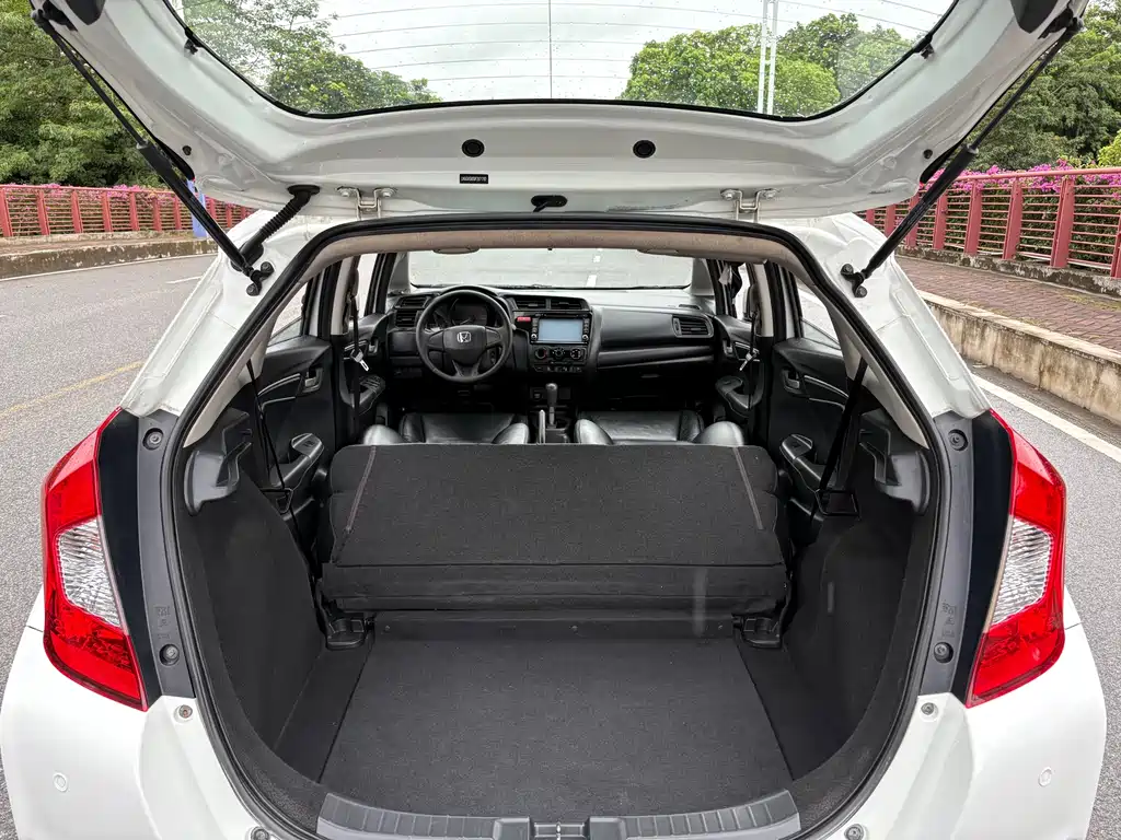 Honda Fit 2015 — фото 10