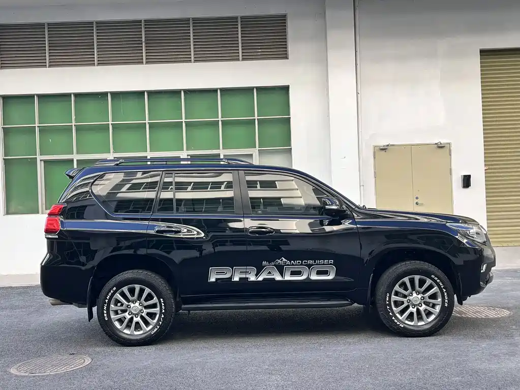 Toyota Prado 2018 — фото 15