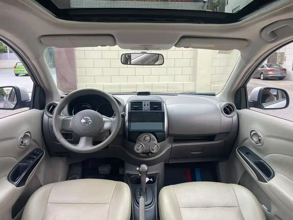 Nissan Sunny 2011 — фото 10