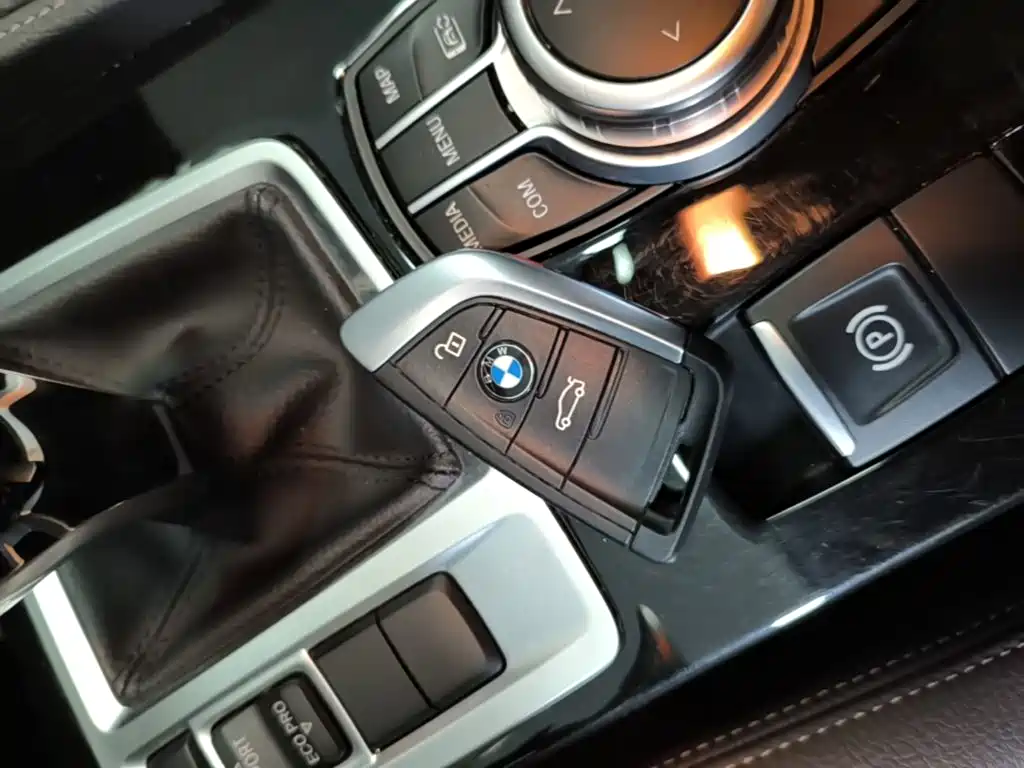 BMW 1 Series 2021 — фото 9