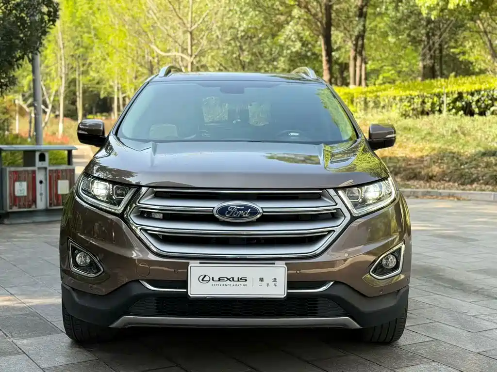 Ford Edge 2018 — фото 1