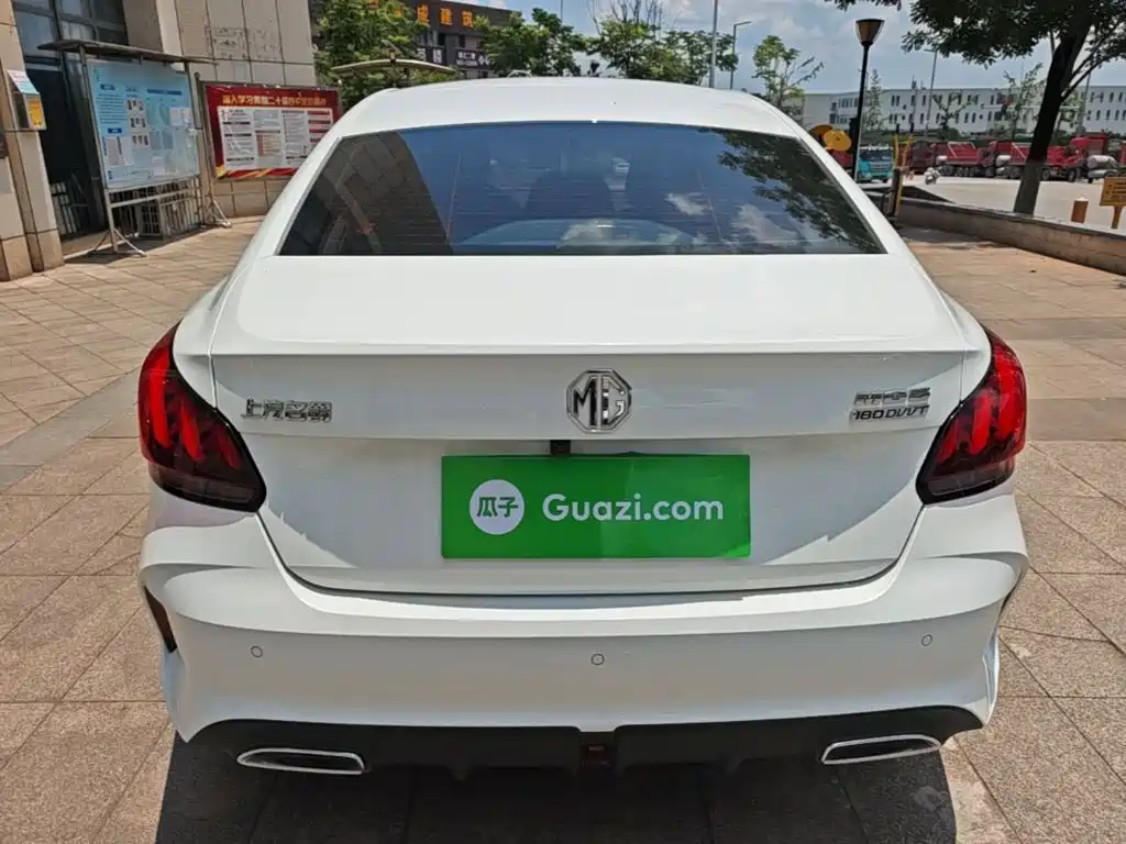 MG MG5 2024