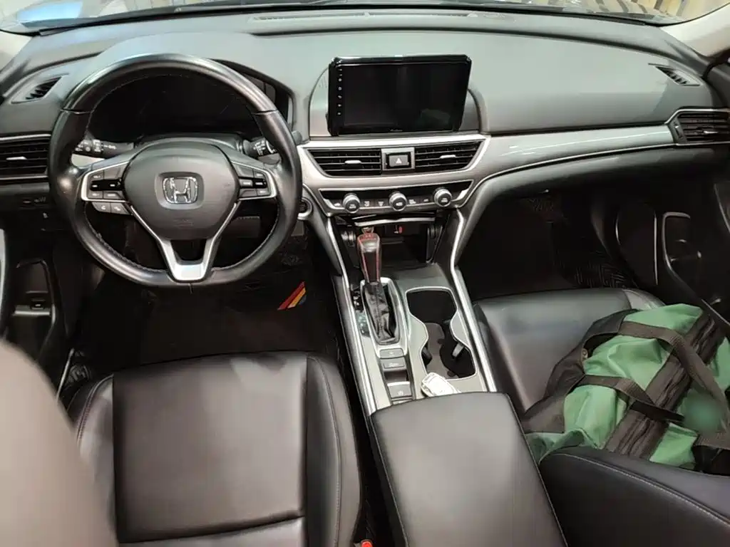 Honda Accord 2021 — фото 16