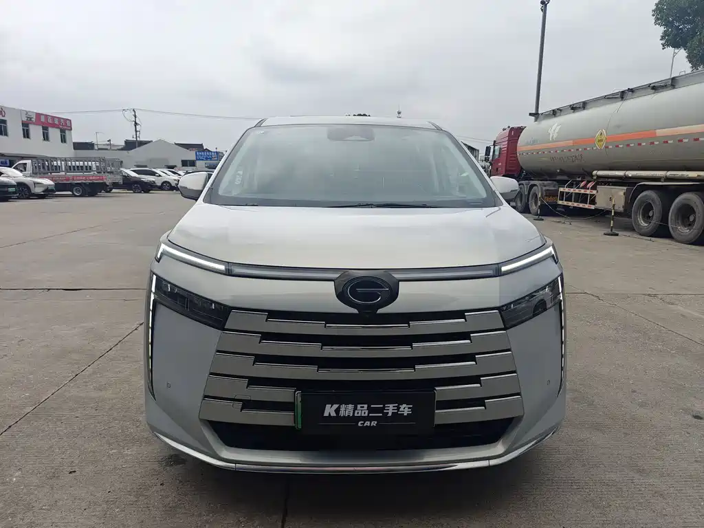 GAC Motor E8 PHEV 2024 — фото 2