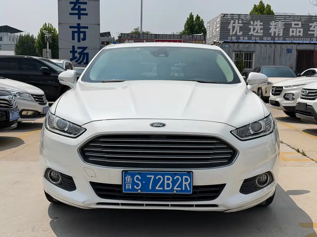 Ford Mondeo 2014 — фото 1