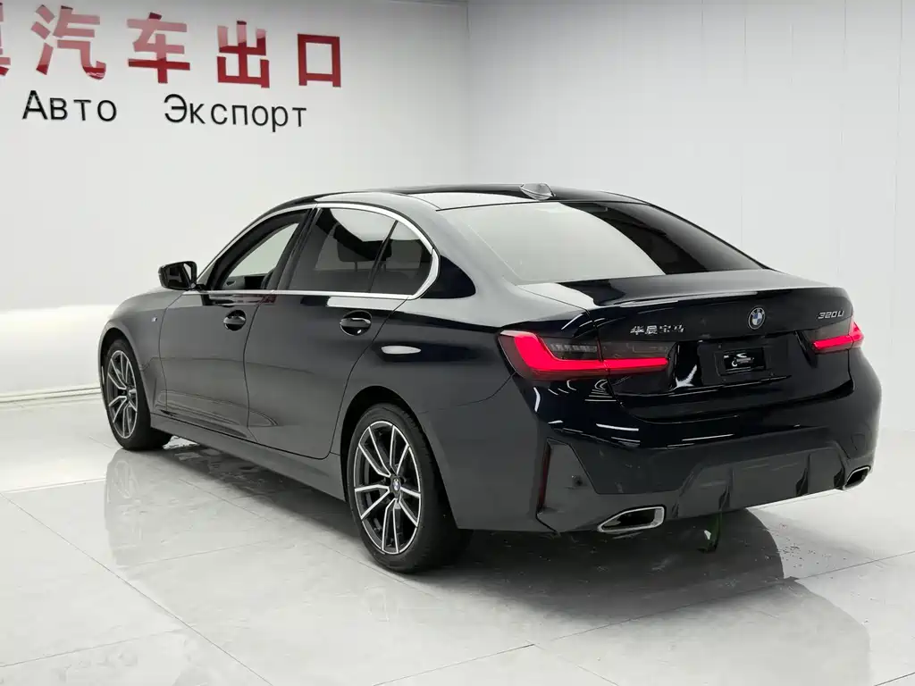 BMW 3 Series 2023