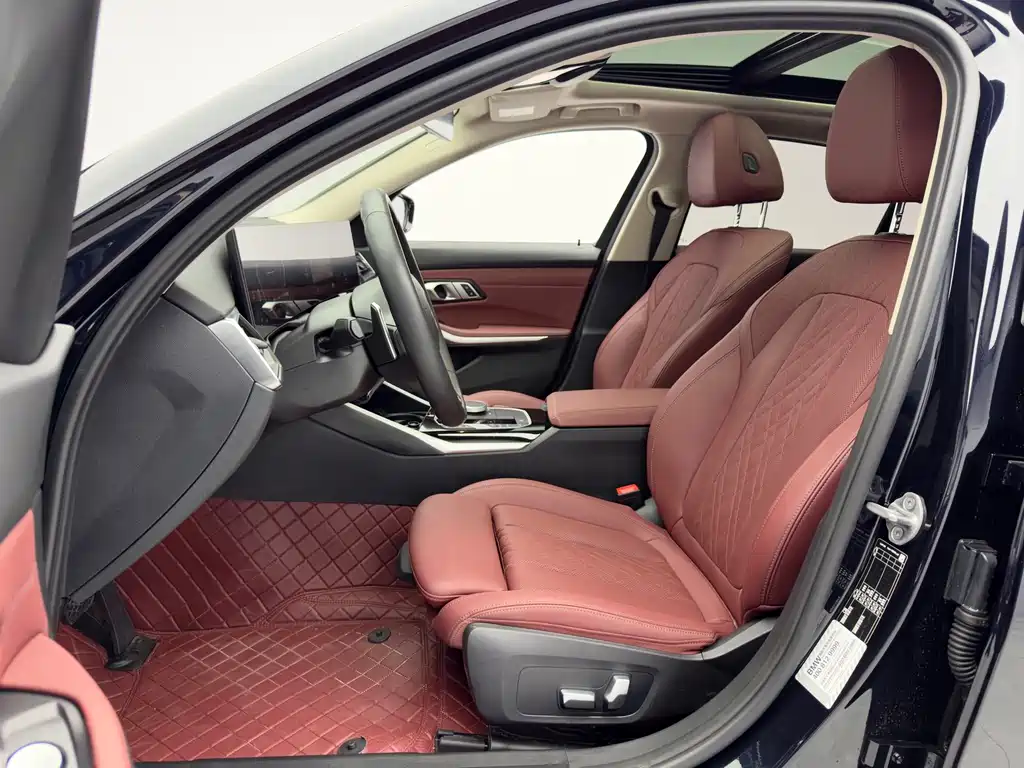 BMW 3 Series 2023 — фото 12