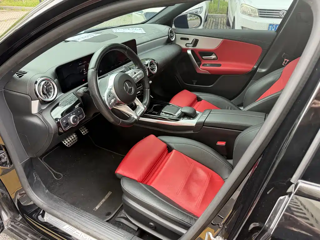 Mercedes-Benz A-Class AMG 2022 — фото 5