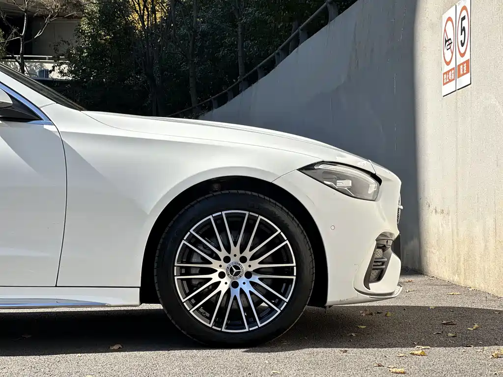 Mercedes-Benz C-Class 2022 — фото 17